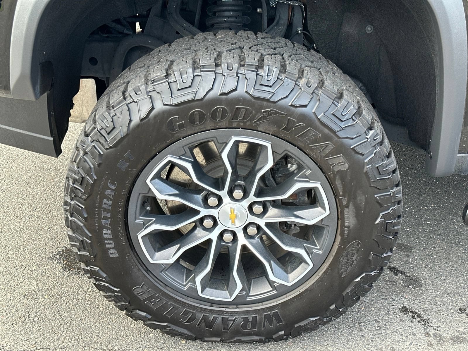 2022 Chevrolet Colorado ZR2 - Photo 9