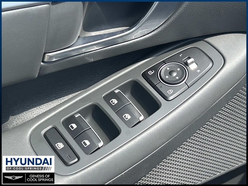 Used 2020 Gray Hyundai SEL Plus image 17