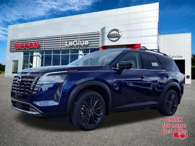 2026 Nissan Pathfinder SL