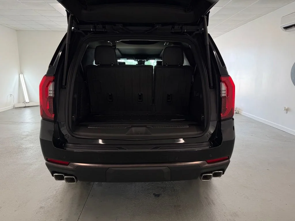 New 2026 Onyx Black GMC AT4 Ultimate image 6