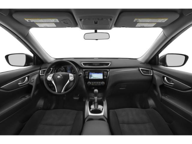 Used 2015 Cayenne Red Nissan SV image 11