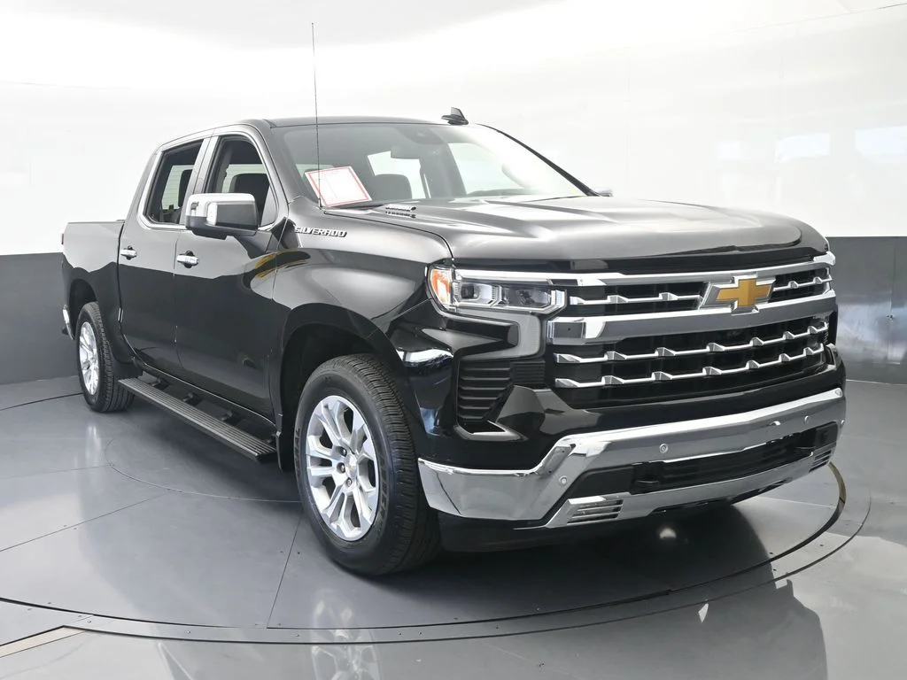 Used 2026 Black Chevrolet LTZ image 9
