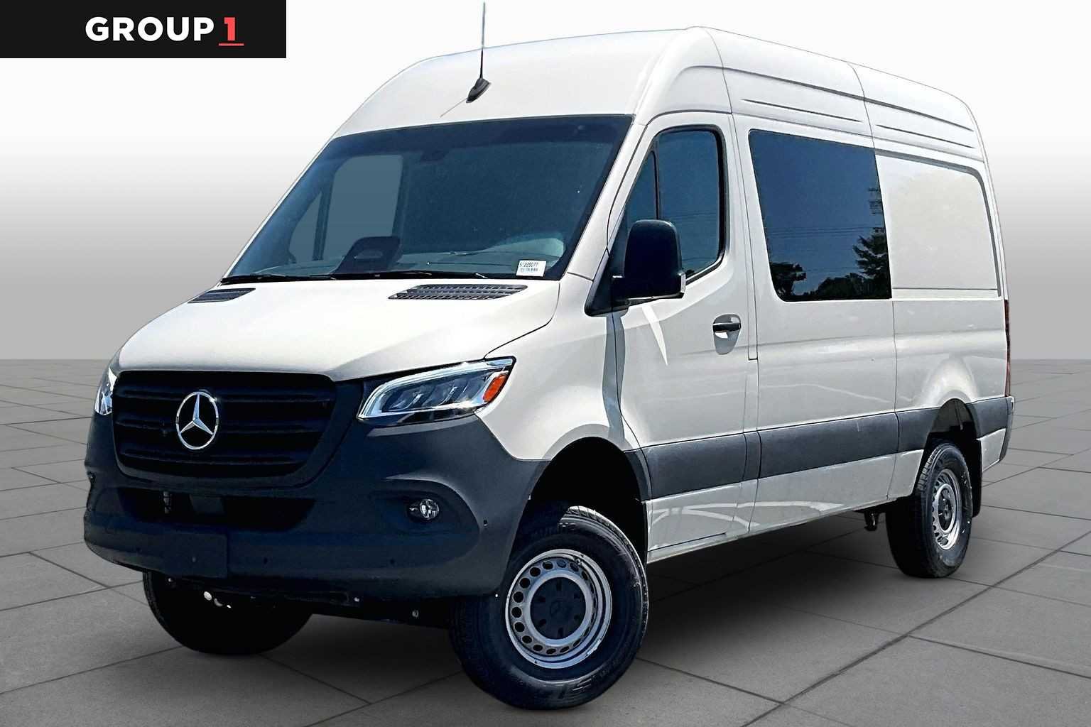 2025 Mercedes-Benz Sprinter Cargo Van Base