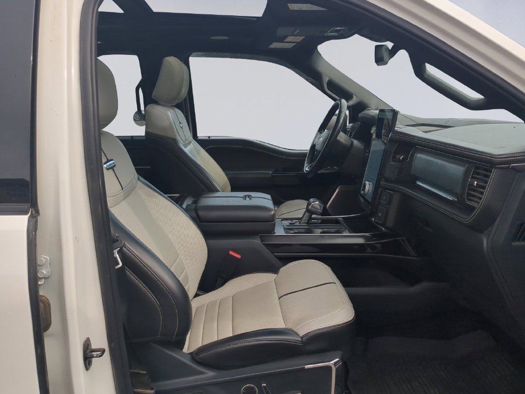 Used 2023 White Metallic Ford Platinum image 19