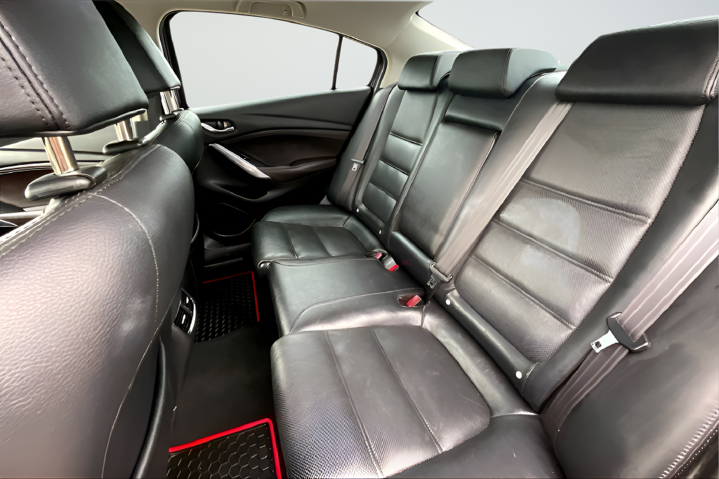 Used 2017 Red Mazda Grand Touring image 18
