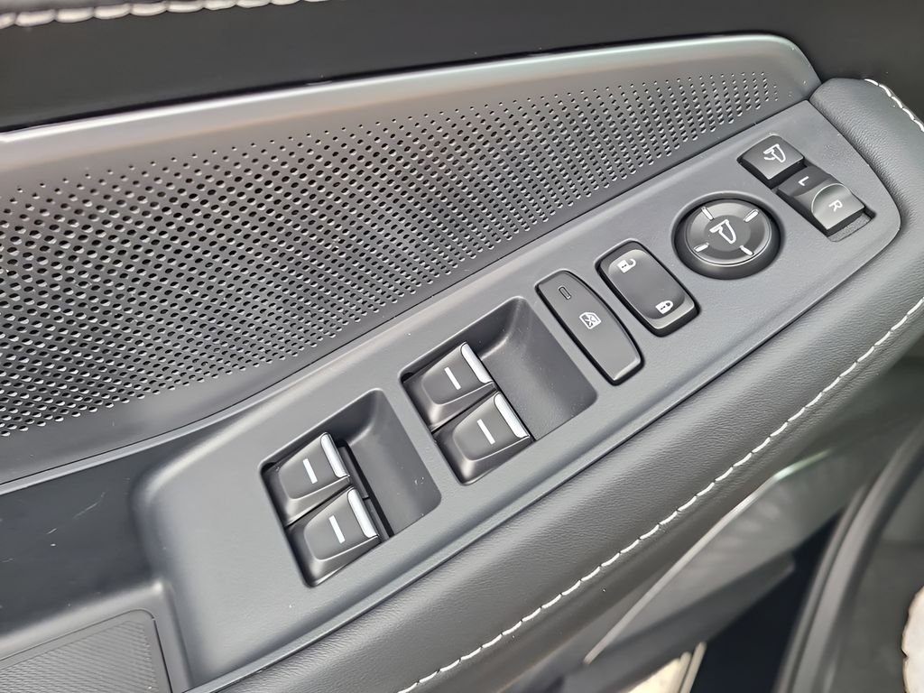 New 2026 Majestic Black Pearl Acura Advance Package image 33