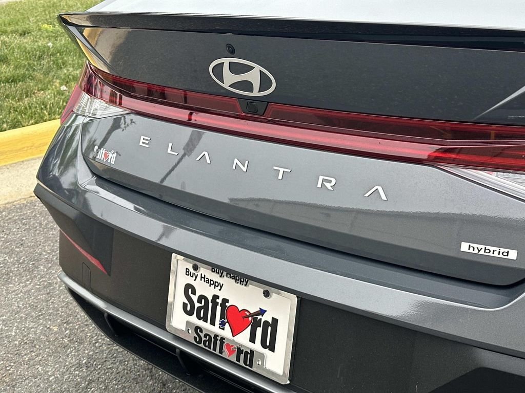 Certified Used 2025 Gray Hyundai SEL Sport image 11