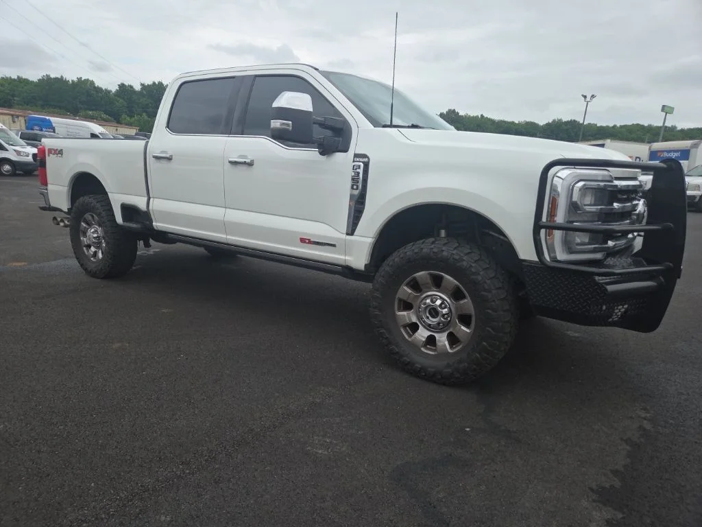 Used 2024 White Metallic Ford King Ranch image 12