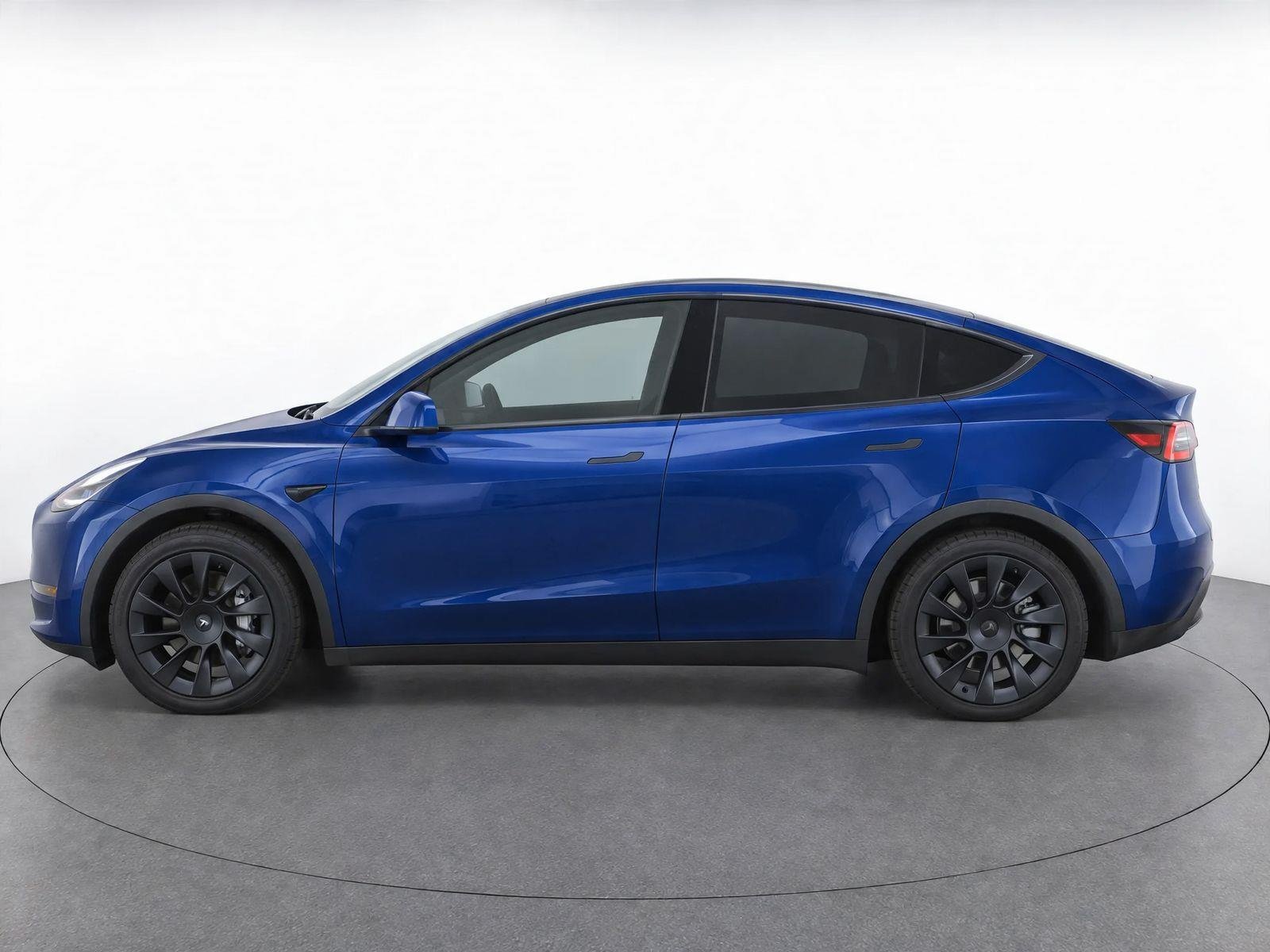 Used 2021 Deep Blue Metallic Tesla Long Range image 6
