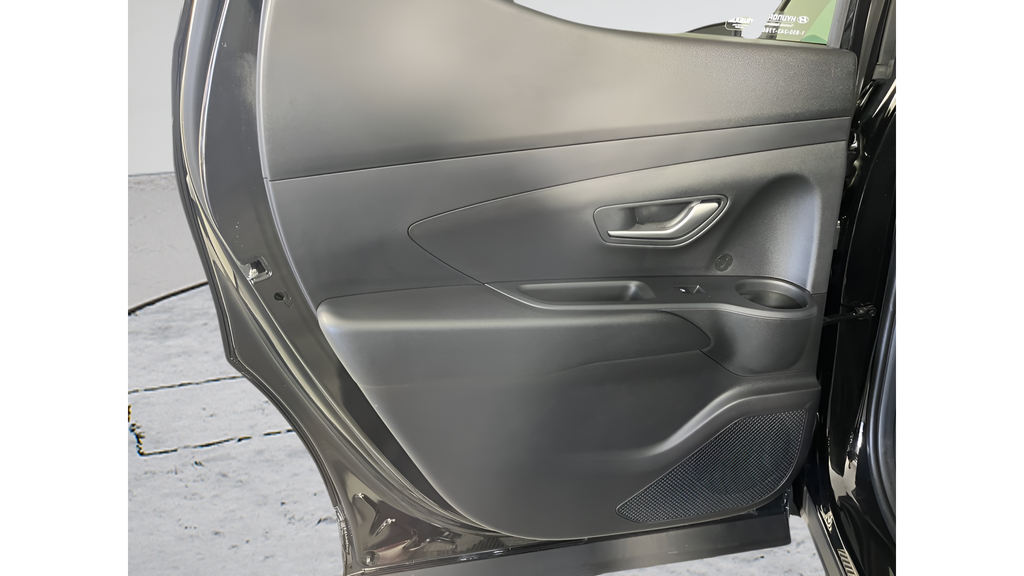 2025 Hyundai Santa Cruz SE - Photo 11