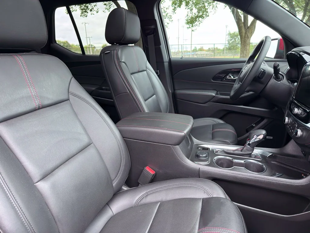 Used 2023 Red Chevrolet RS image 37
