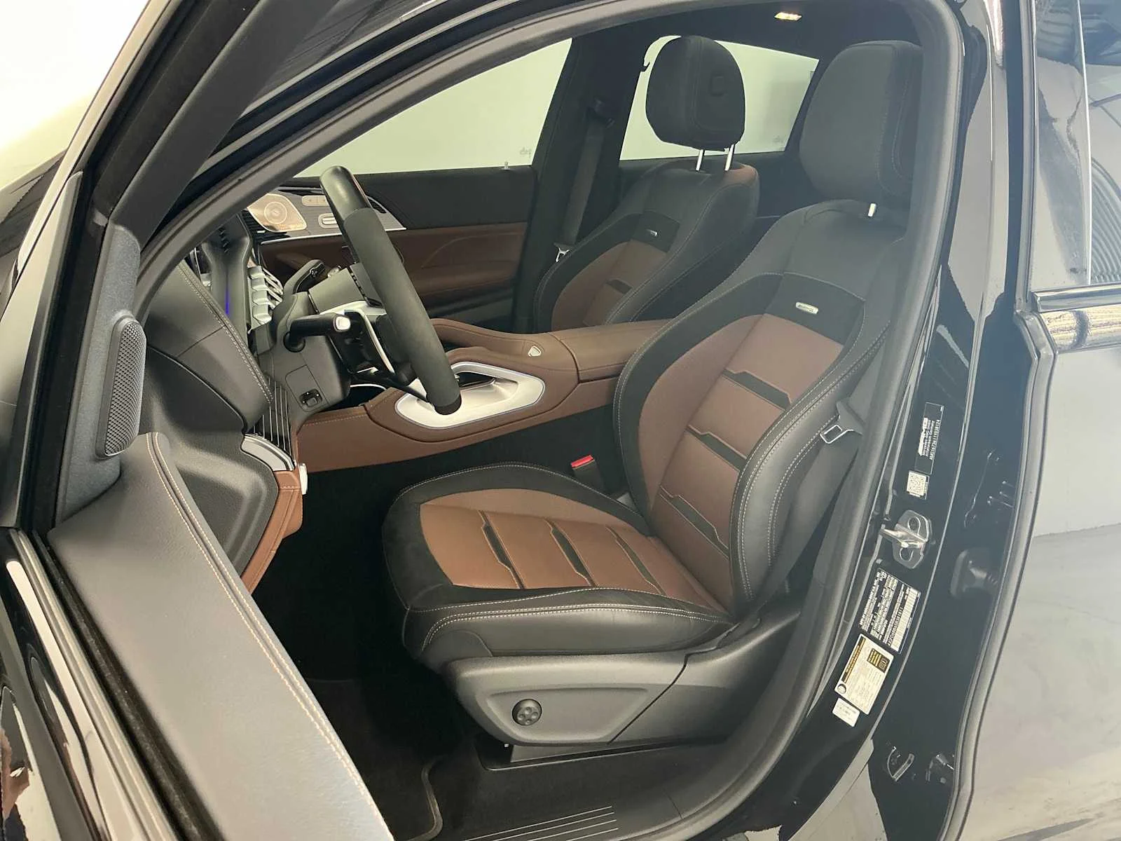 Certified Used 2025 Obsidian Black Metallic Mercedes-Benz AMG® GLE 53 image 12