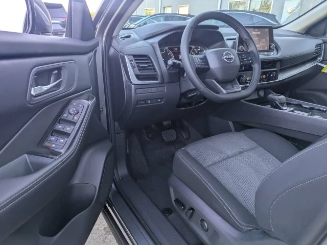 New 2027  Nissan SV image 21