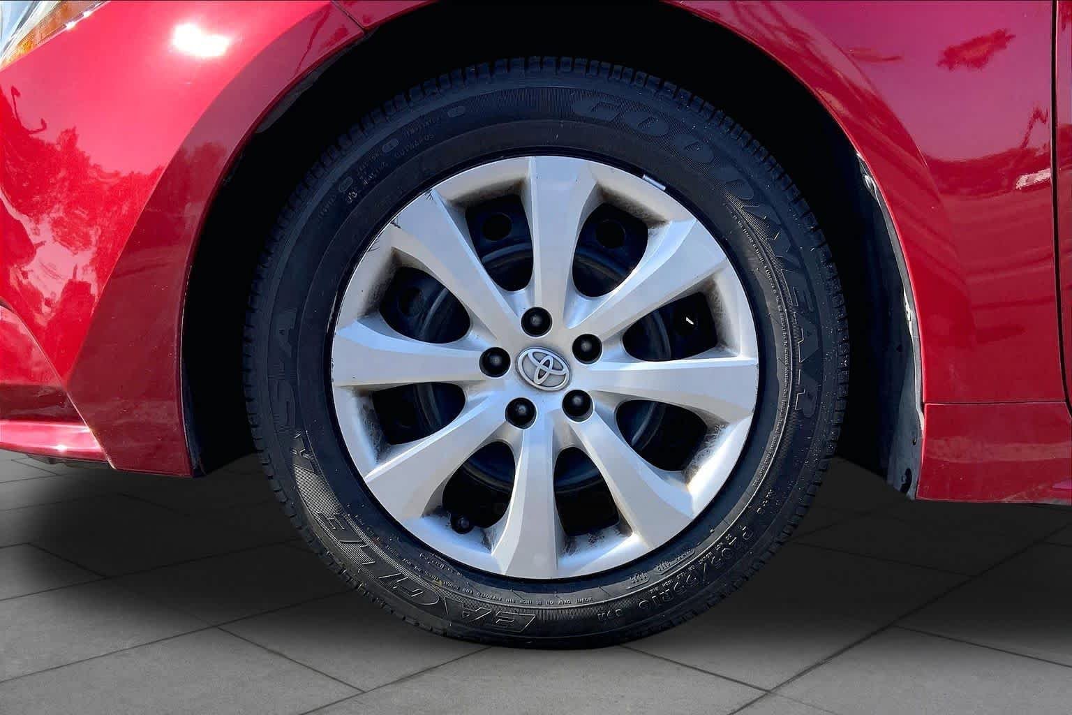 Used 2021 Barcelona Red Metallic Toyota LE image 10