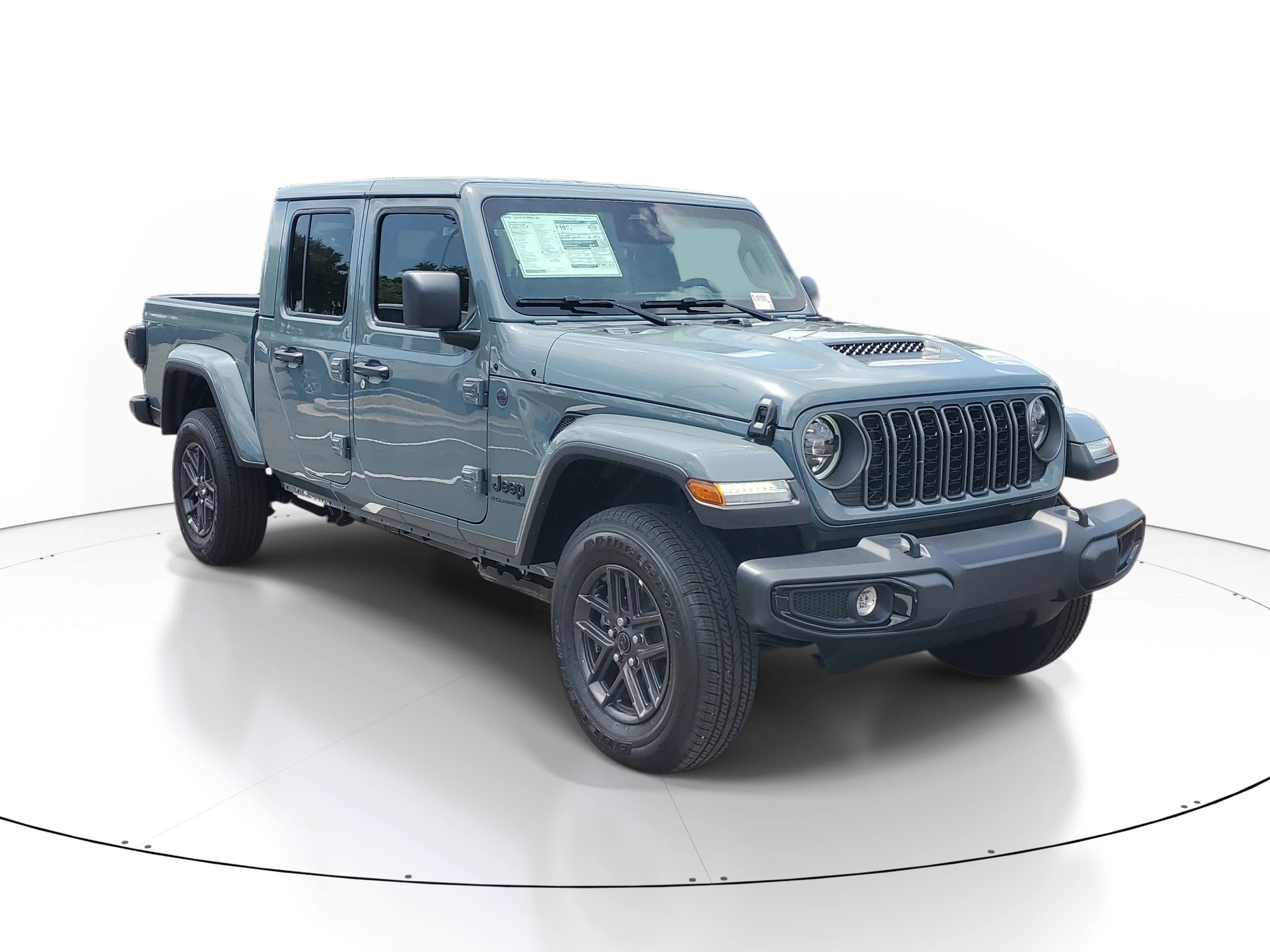 2026 Jeep Gladiator Sport S Auto's photo