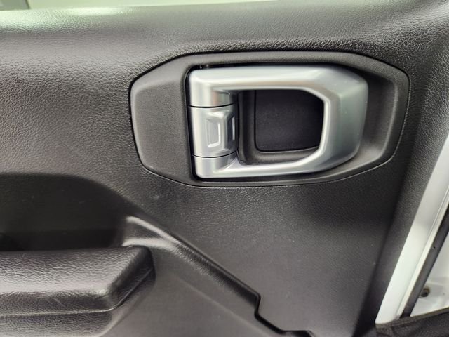 Used 2024 White Jeep Sport S 4xe image 16