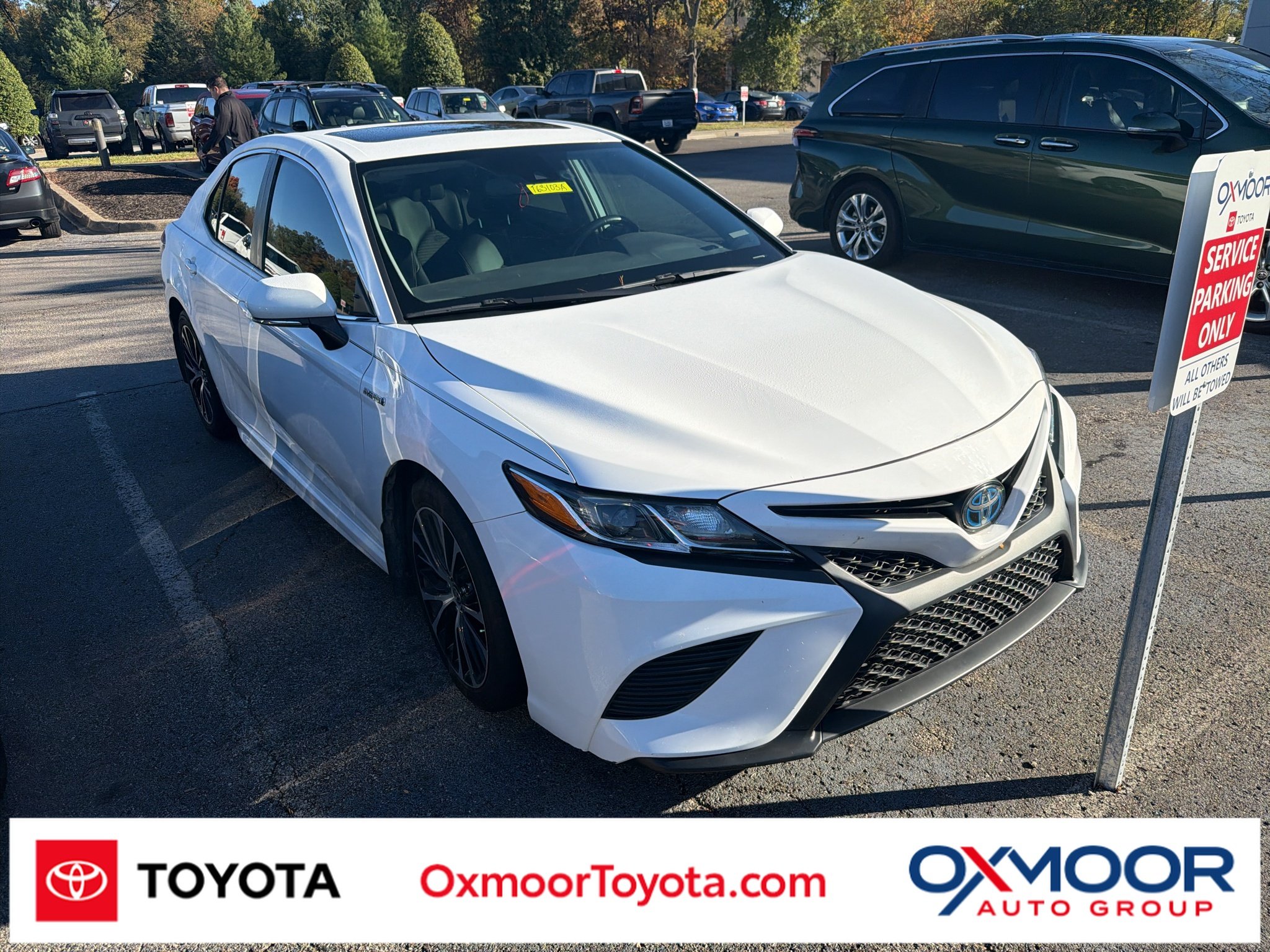 2020 Toyota Camry SE