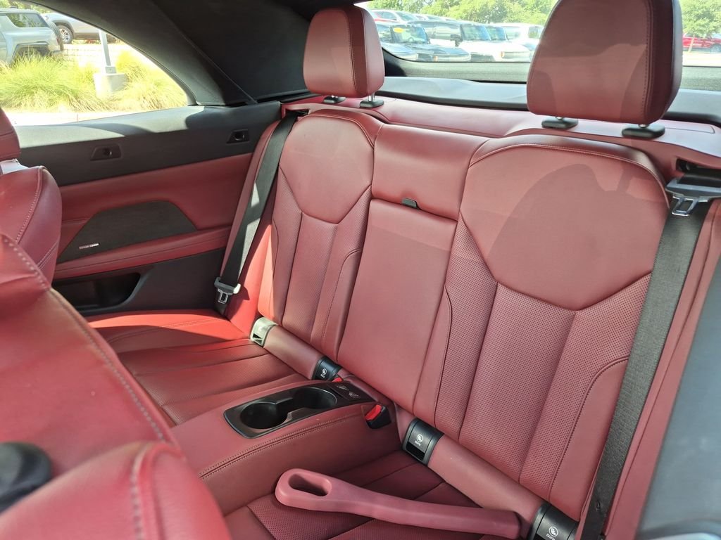 Used 2023 White BMW M440i image 34