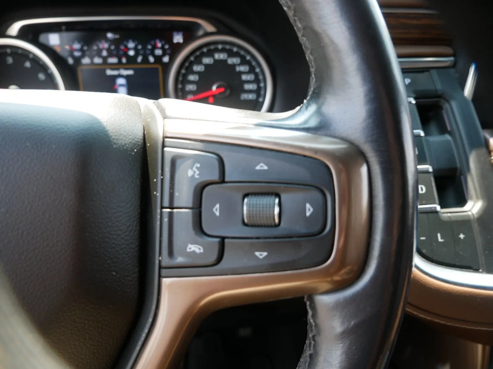 Used 2021 Black Chevrolet High Country image 25