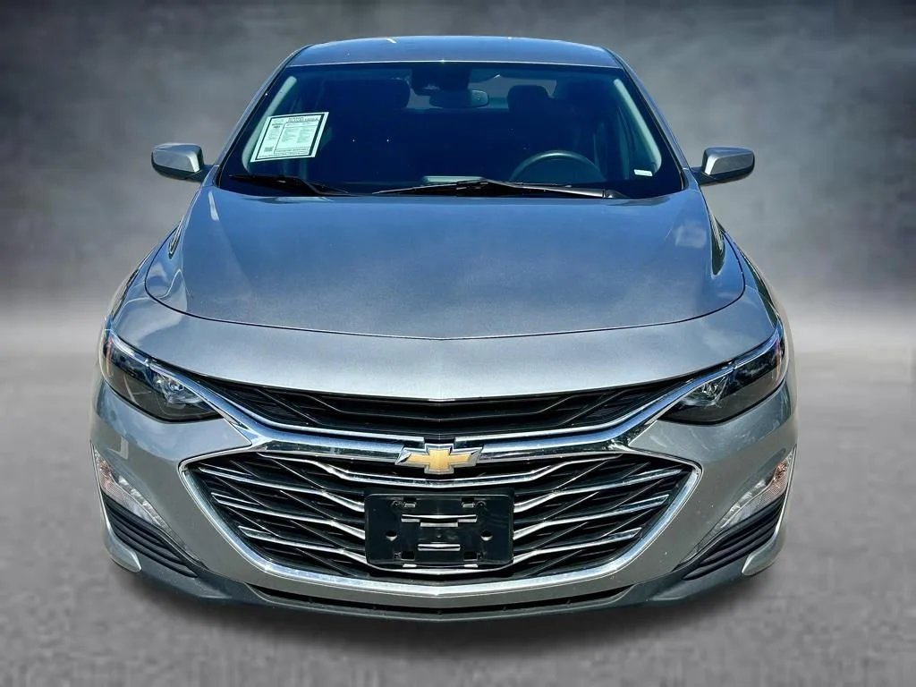 Used 2024 Gray Chevrolet LT image 2