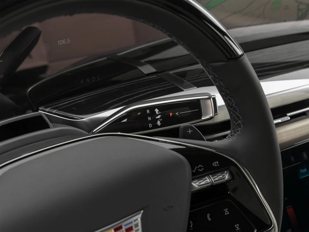 Used 2025 Black Cadillac Sport Platinum image 27