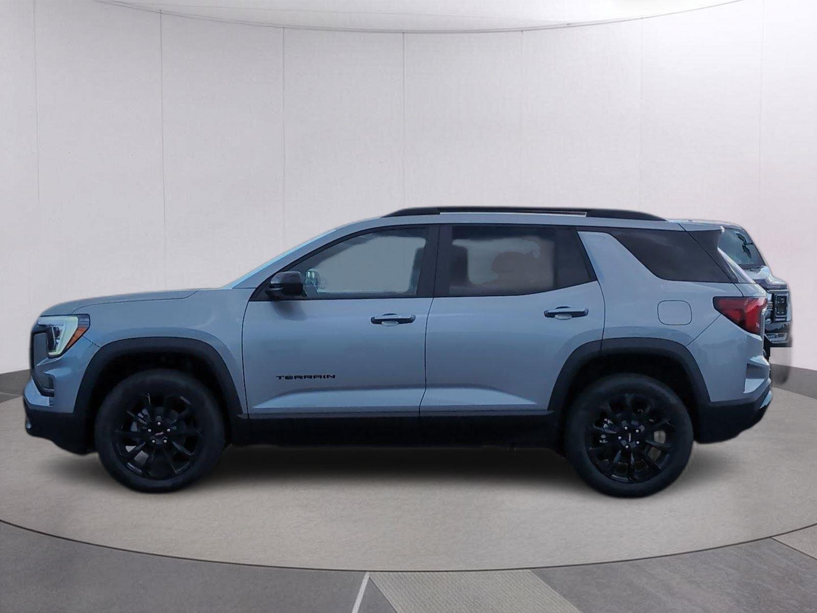 New 2026 Sterling Metallic GMC Elevation image 3
