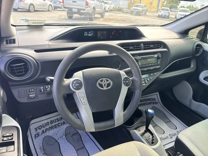 2014 Toyota Prius c One - Photo 18