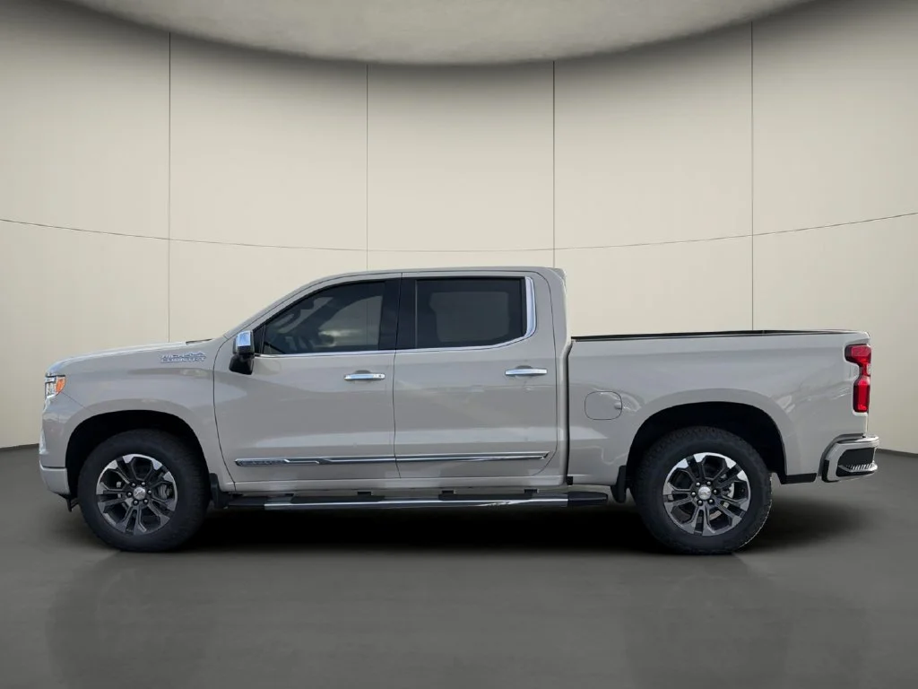 New 2026 White Sands Chevrolet High Country image 4