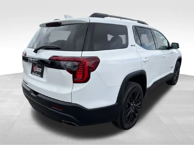 Used 2023 White GMC SLE image 7
