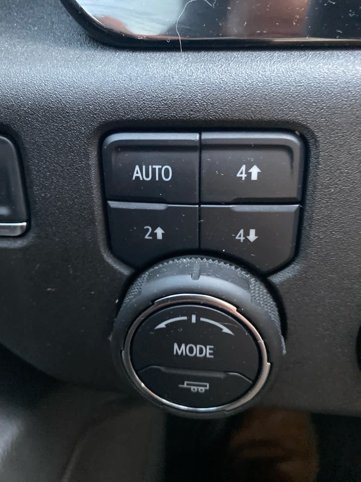 Used 2025 Summit White Chevrolet LT image 18