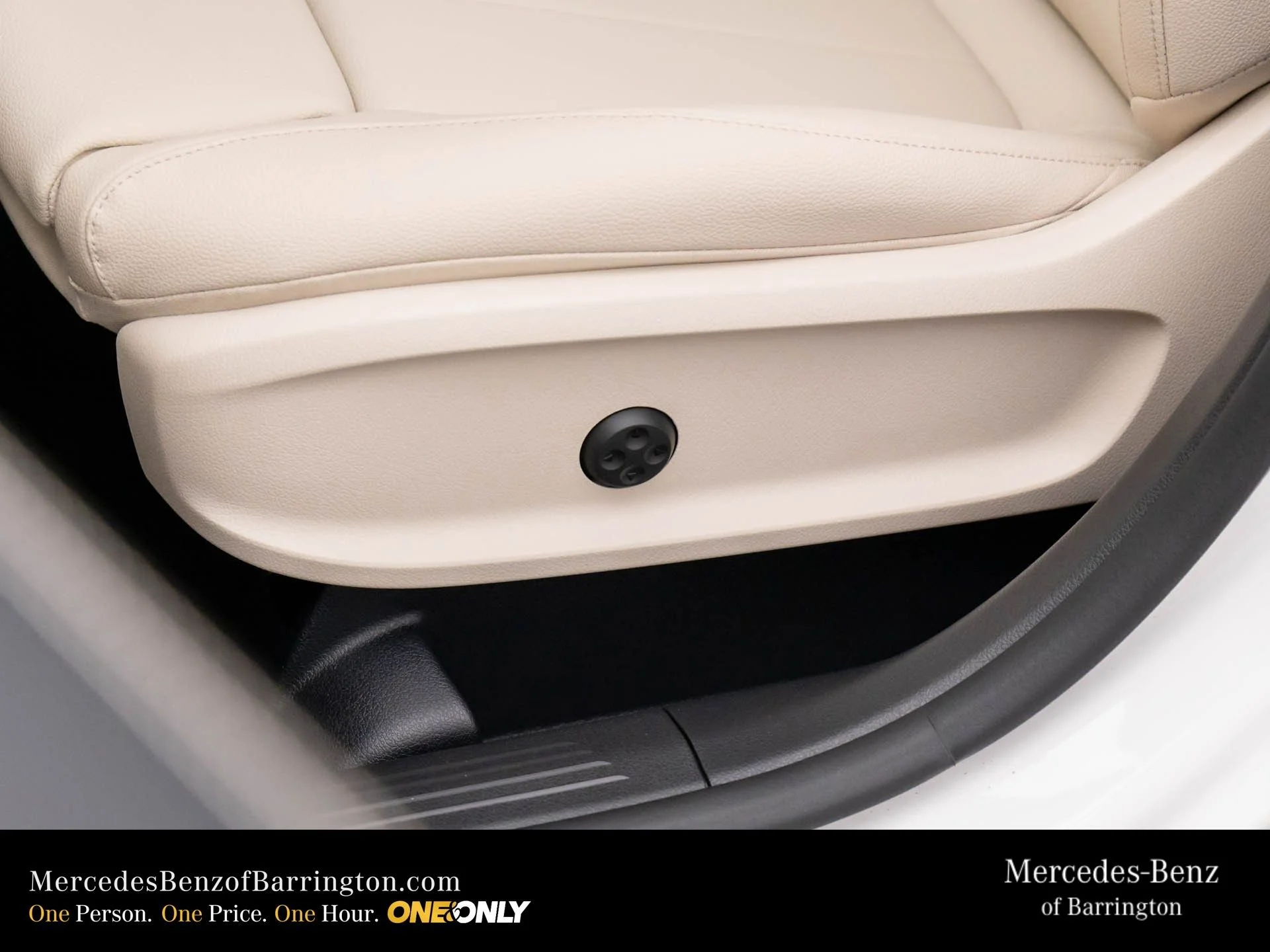 2025 Mercedes-Benz GLA GLA250 - Photo 54