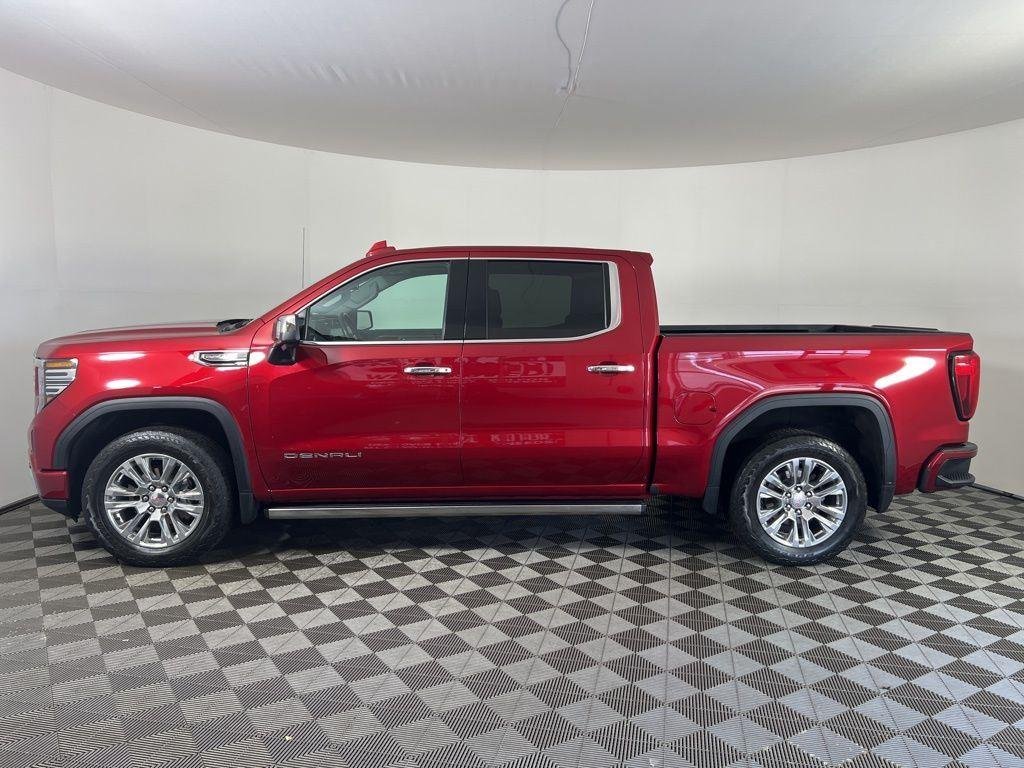 Used 2023 Volcanic Red GMC Denali image 31