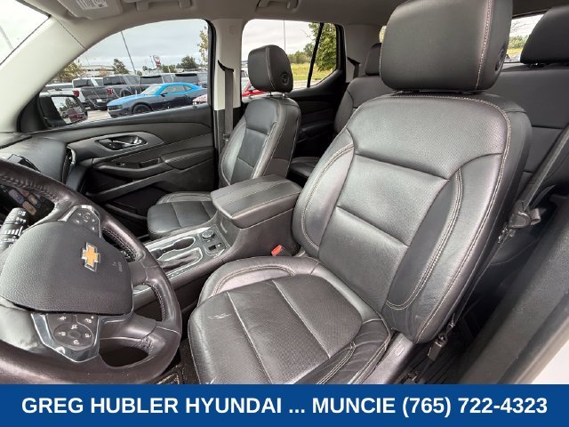 Used 2019 Beige Chevrolet Premier image 20