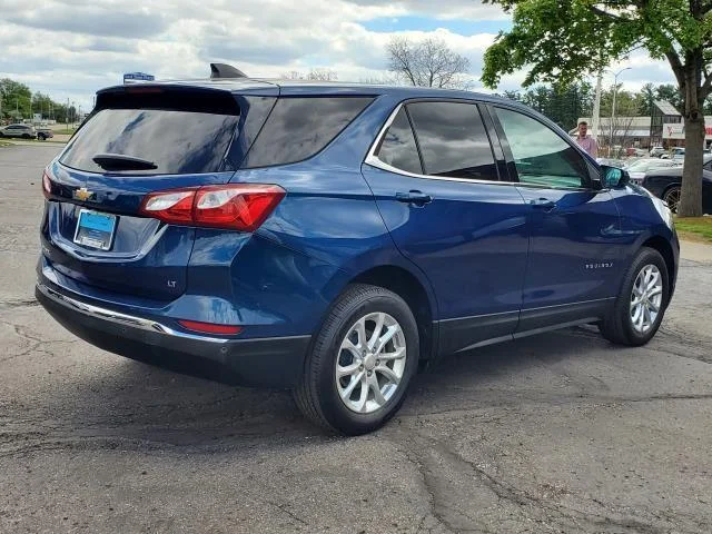 Used 2020 Pacific Blue Metallic Chevrolet LT image 3