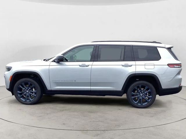 New 2026 Silver Zynith Jeep L 85TH ANNIVERSARY EDITION 4X4 image 2