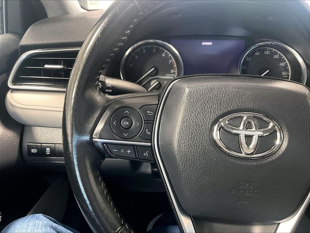 Used 2019 Gray Toyota XLE image 23