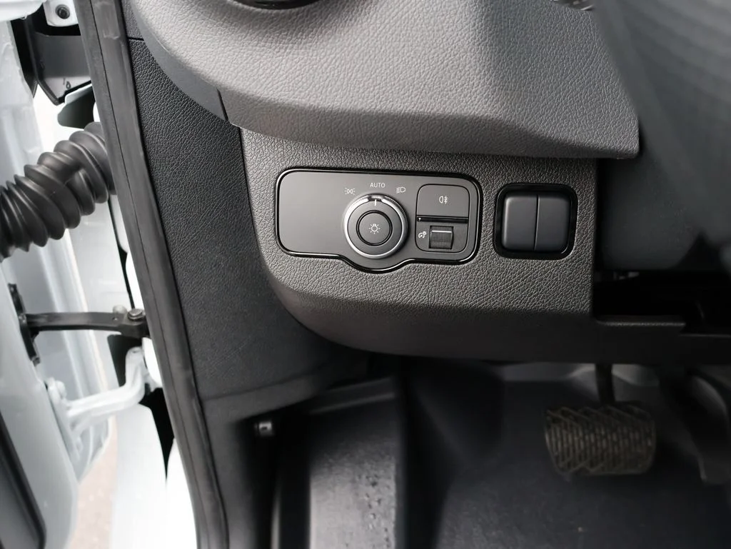 New 2026 Arctic White Mercedes-Benz Cargo 144 WB image 36