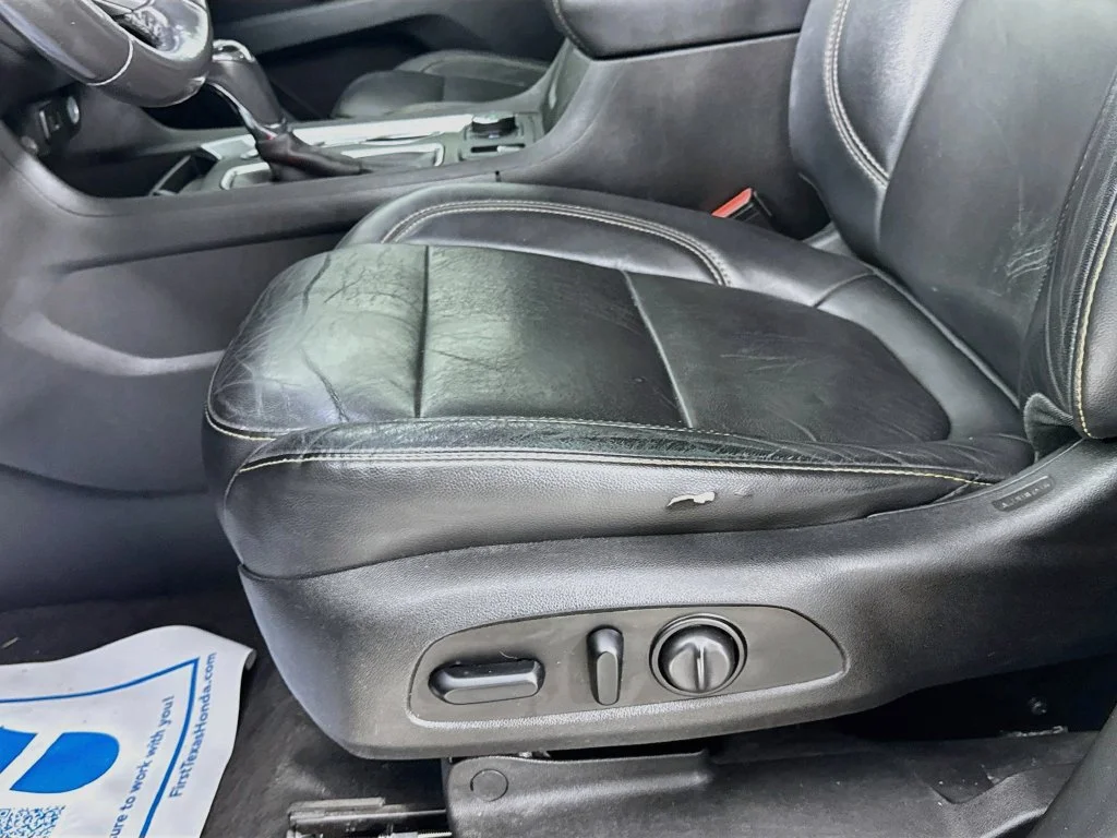 Used 2019 Mosaic Black Metallic Chevrolet 3LT image 24