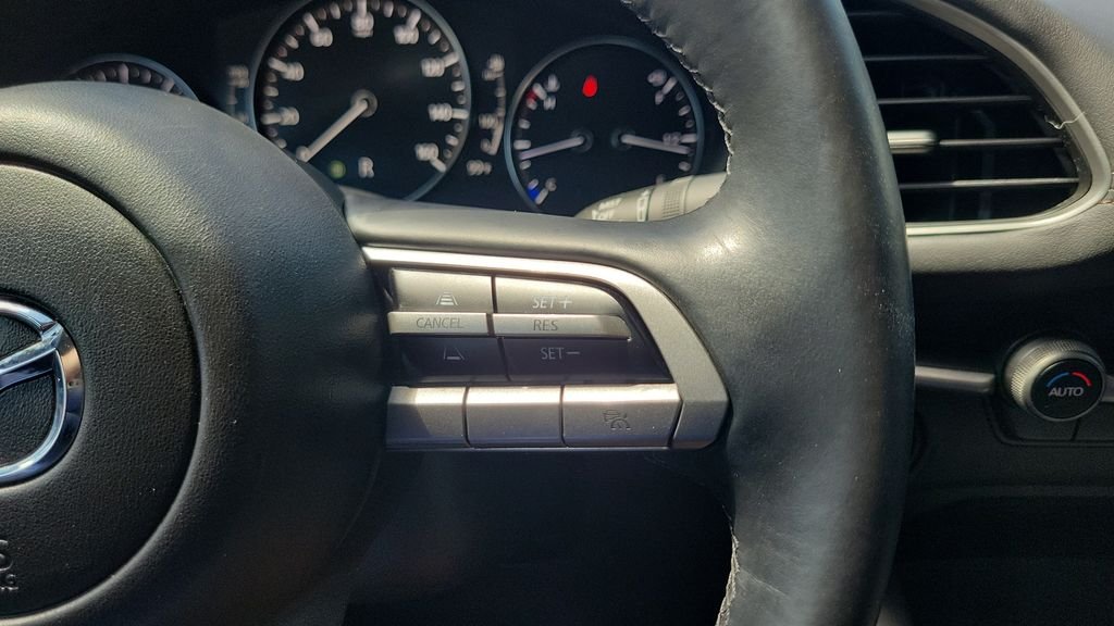 Used 2021 Blue Mazda Select image 20