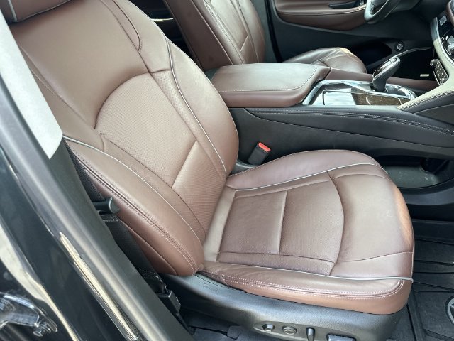 Used 2021 Gray Buick Avenir image 36