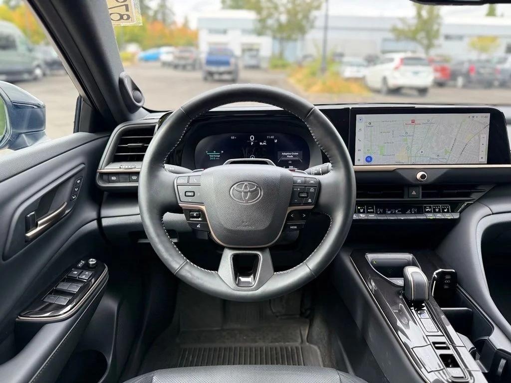Certified Used 2026  Toyota Platinum image 24