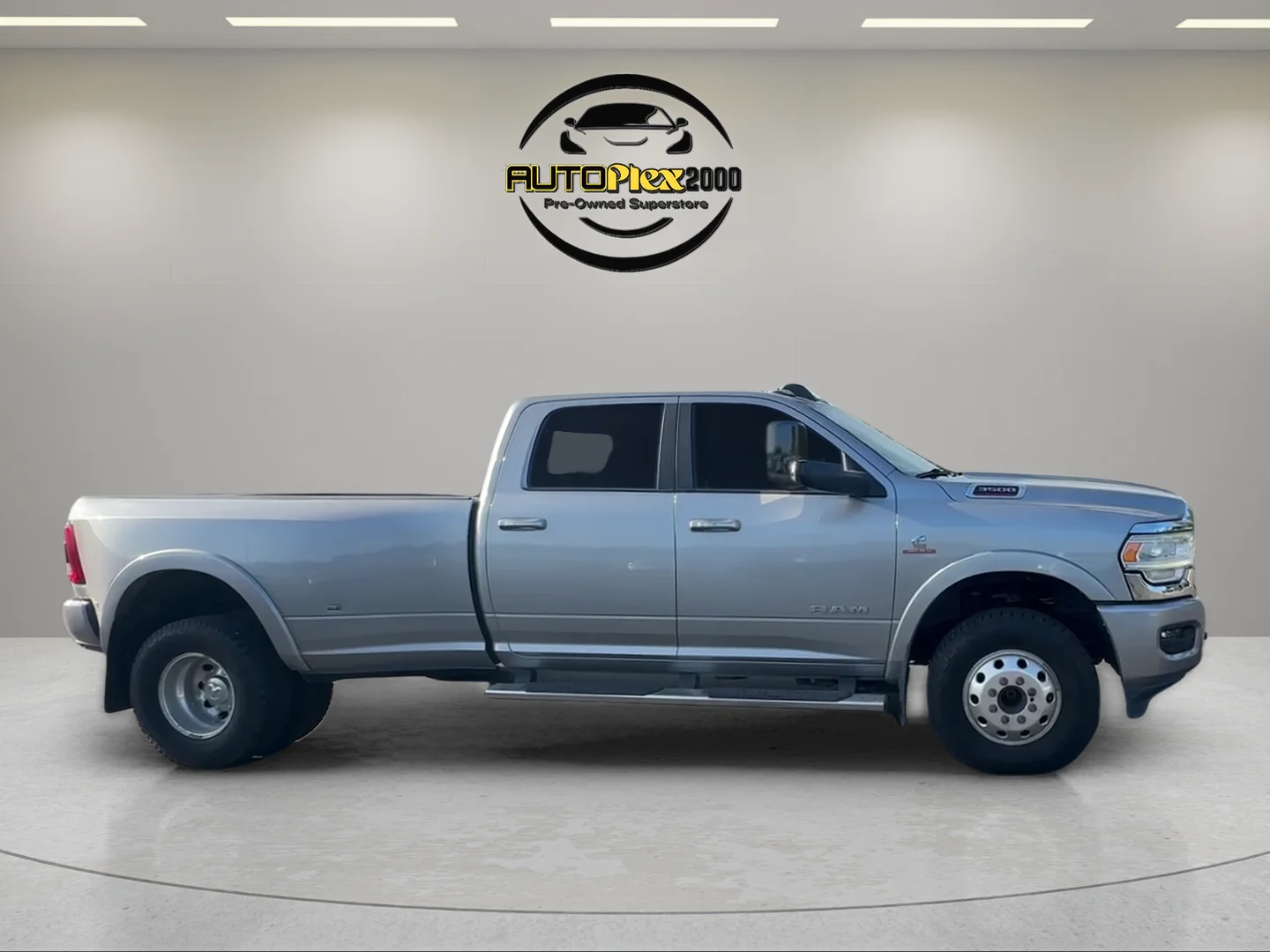 Used 2021 Silver Ram Laramie image 8