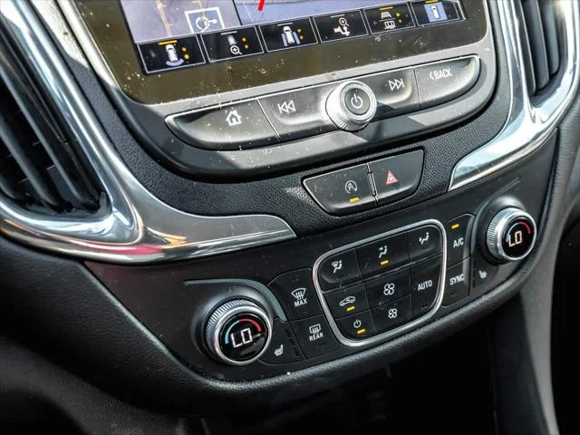 2022 Chevrolet Equinox LT - Photo 16