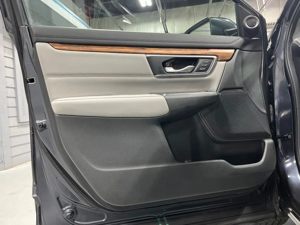 Certified Used 2018 Gunmetal Metallic Honda EX-L image 10