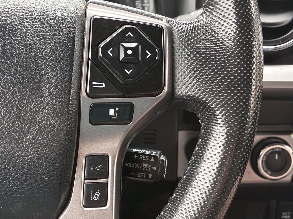 Used 2023 White Toyota SR5 image 22