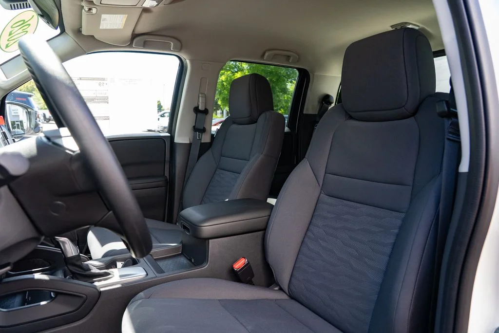 New 2026 Glacier White Nissan Crew Cab S image 21