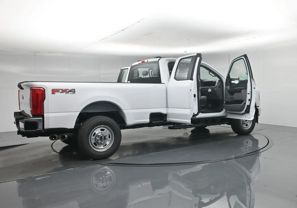 New 2026 White Ford XL image 5