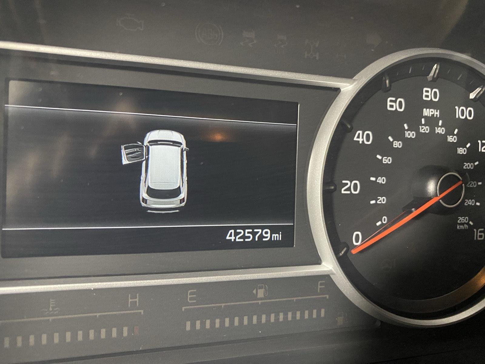 Used 2021 Sparkling Silver Kia S image 18