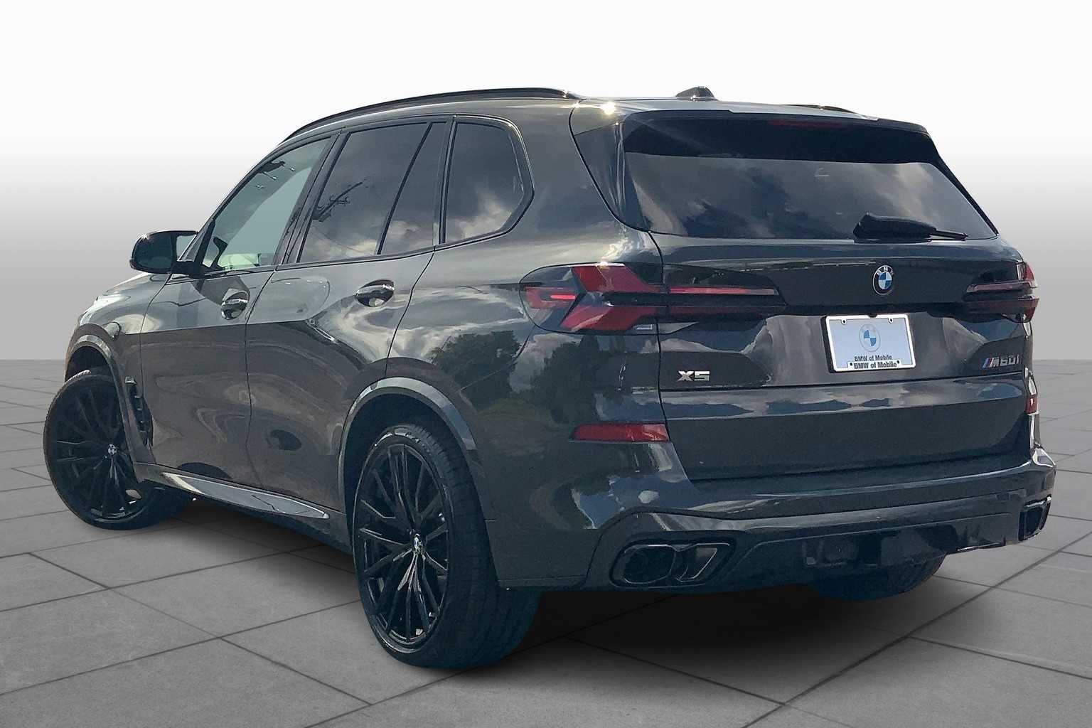 New 2026 Dravit Grey Metallic BMW M60i image 12