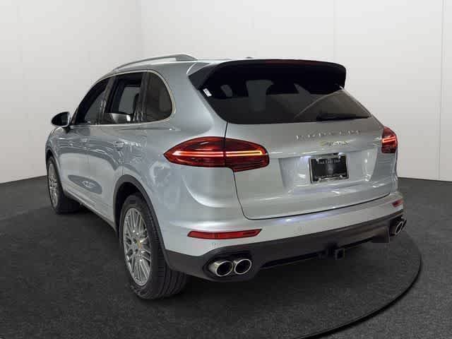 Used 2017  Porsche S E-Hybrid image 5